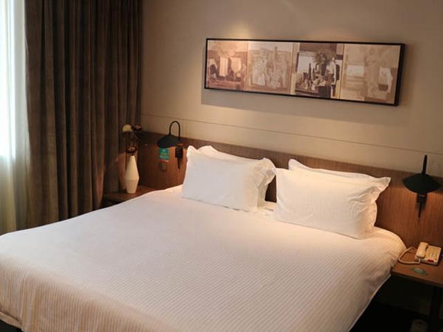Jinjiang Inn Select Xining West Wusi Road New Hualian Square Exterior photo